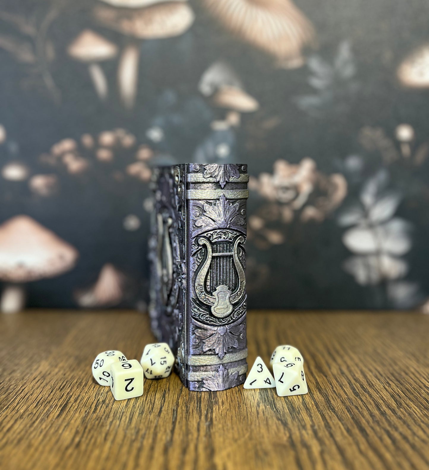 Bard Dice Tome