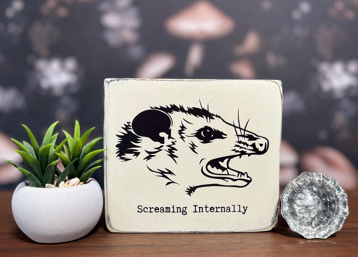 Screaming Internally Decorative Block, Funny Signs, Funny Gifts