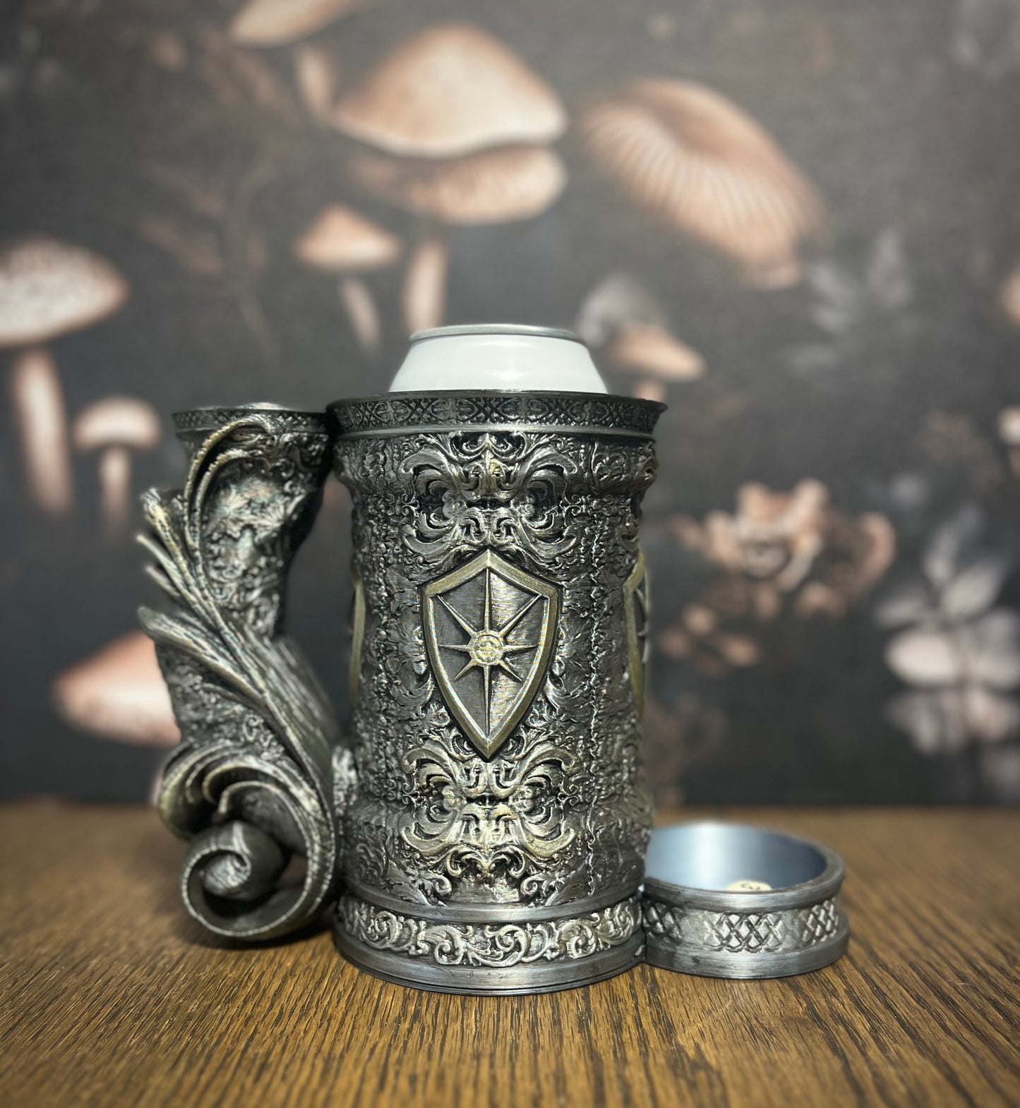 Paladin Tankard & Dice Tower, Can Holder, Dice Storage, Dice Vault