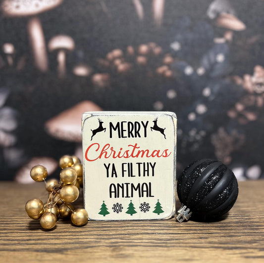 Merry Christmas you Filthy Animal, Christmas Sign, Funny Christmas, Home Alone